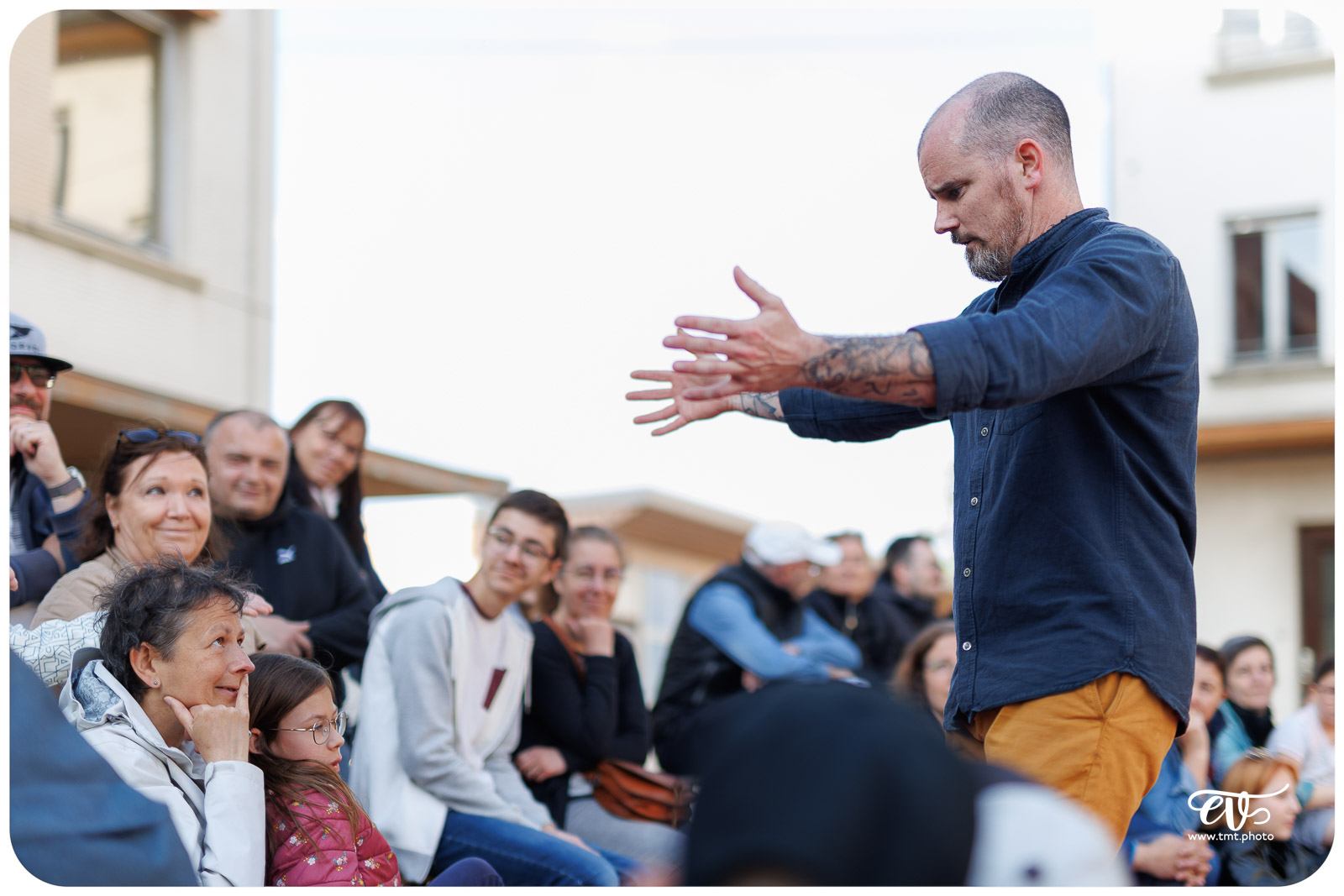 NO MAN'S LAND (CIE DARUMA)